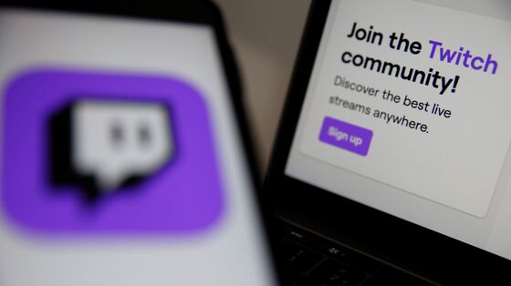 Twitch and TikTok Help Breakthrough Artists to Bypass Big Music