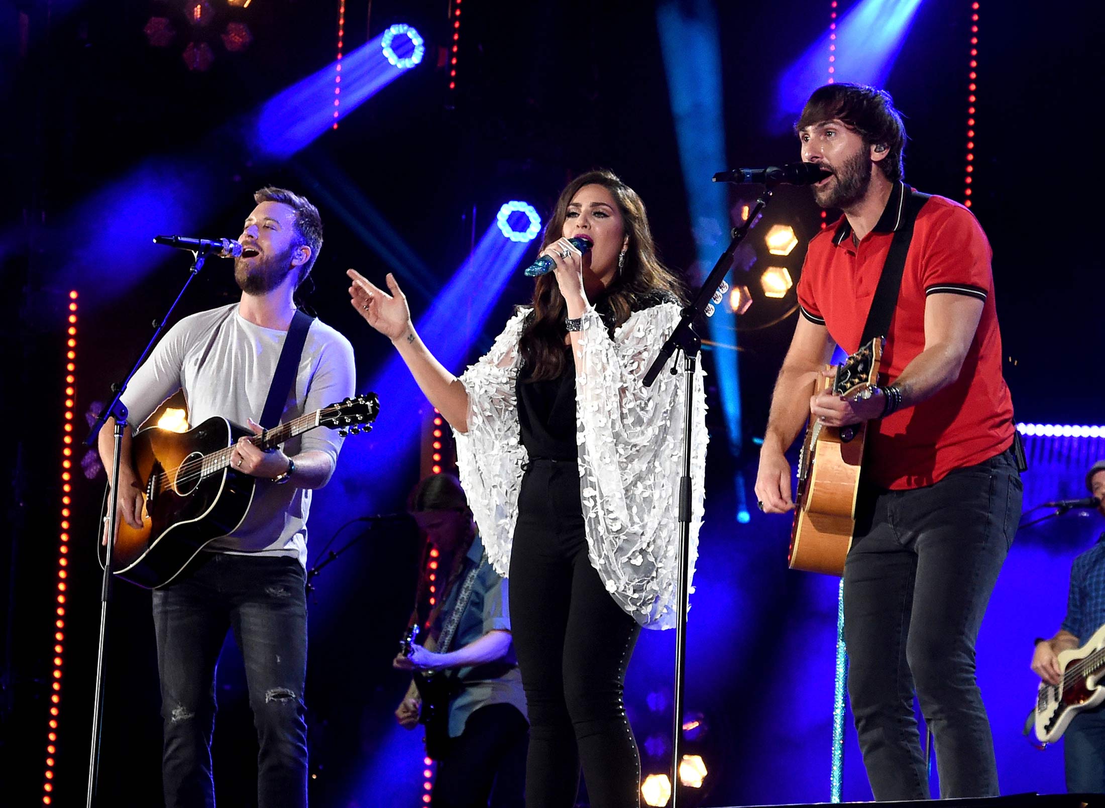 Lady Antebellum muda nome da banda para evitar associação ao período  escravocrata - Vogue