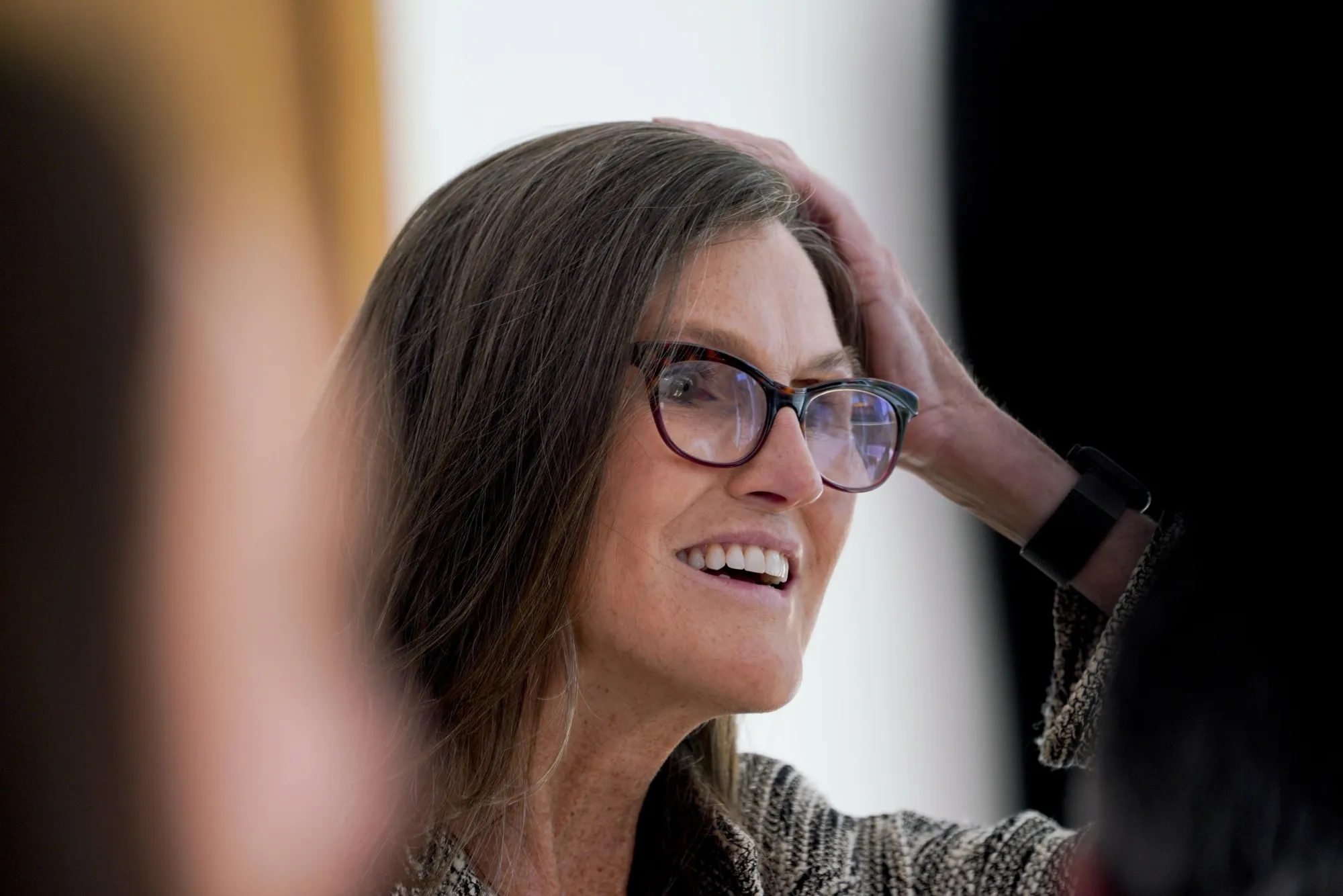 Cathie Wood Worries ARKK Clients May Miss Out by Selling Dip - Bloomberg