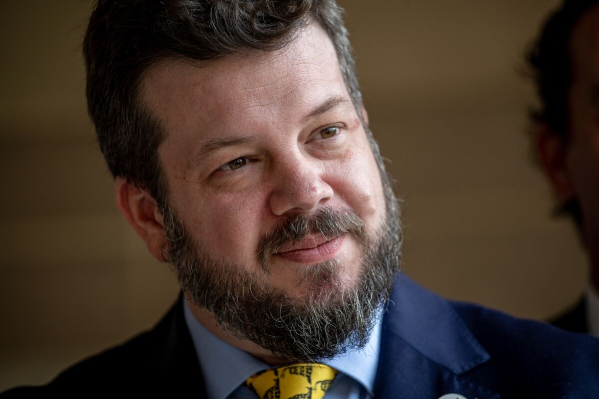 assets.bwbx.io image