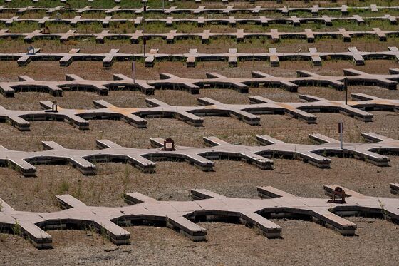 California’s Epic Drought Is Parching Reservoirs and Worrying Farmers