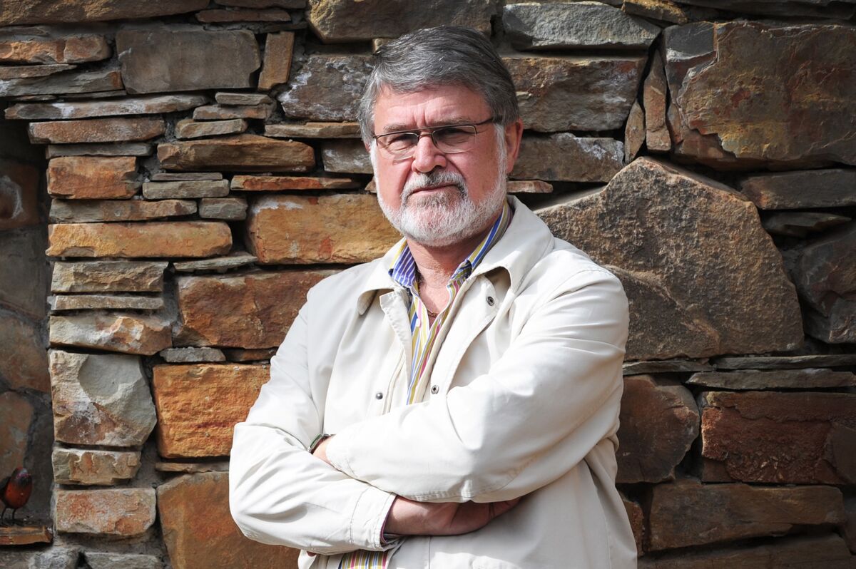 Billionaire Mouton’s Foundation to Buy South African School Firm