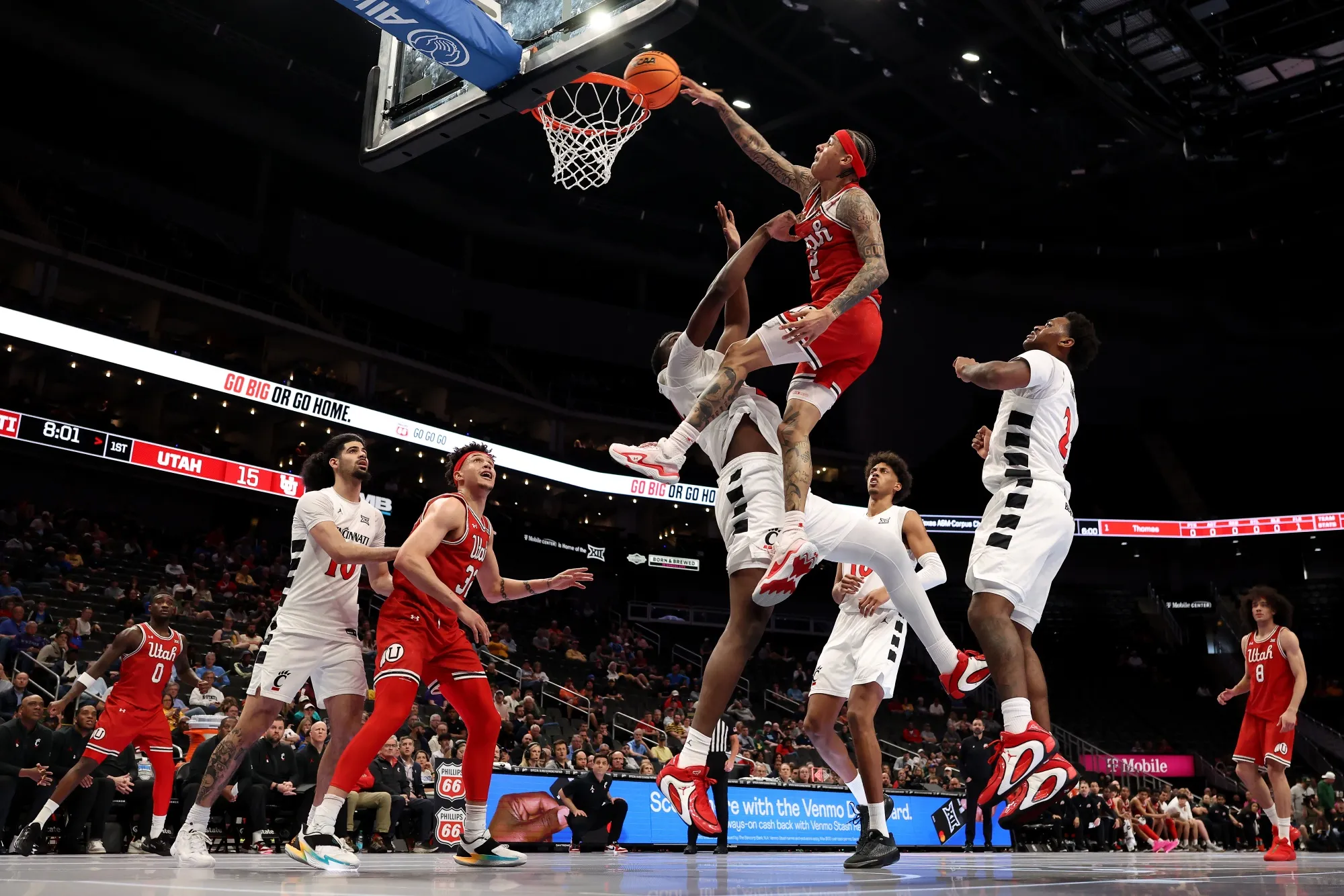 The Utah Utes play against the Cincinnati Bearcats&nbsp;during the Men's 2026 Big 12 Tournament at T-Mobile Center&nbsp;in Kansas City, Missouri on March 10.