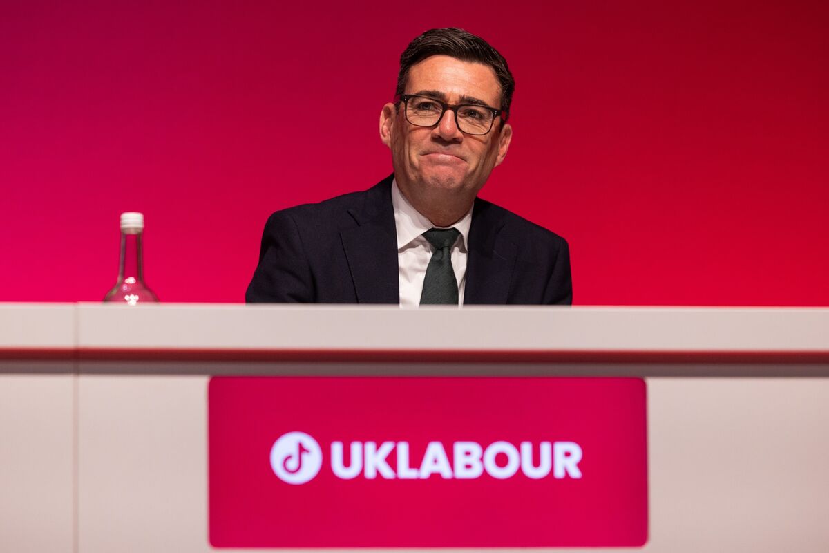 Andy Burnham Raises Prospect of UK Rejoining the EU a Decade After Brexit