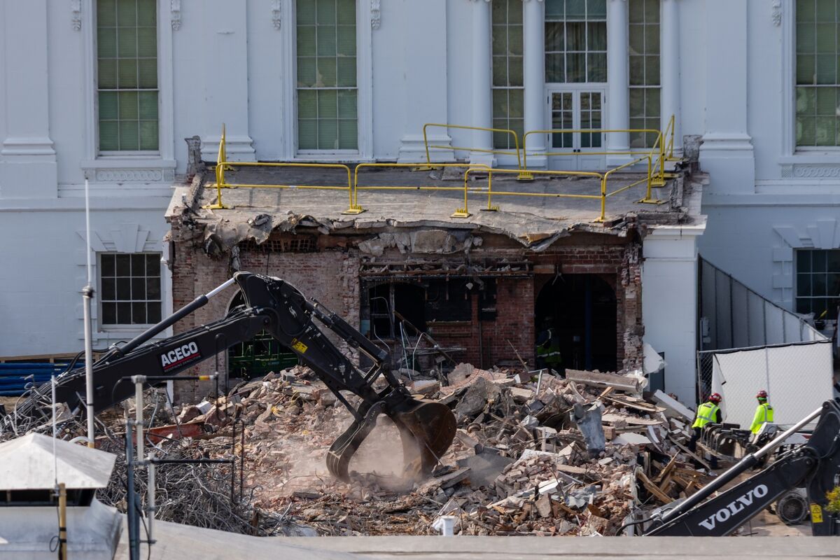 What to Know About Trump’s Demolition of the White House East Wing What to Know About Trump’s Demolition of the White House East Wing