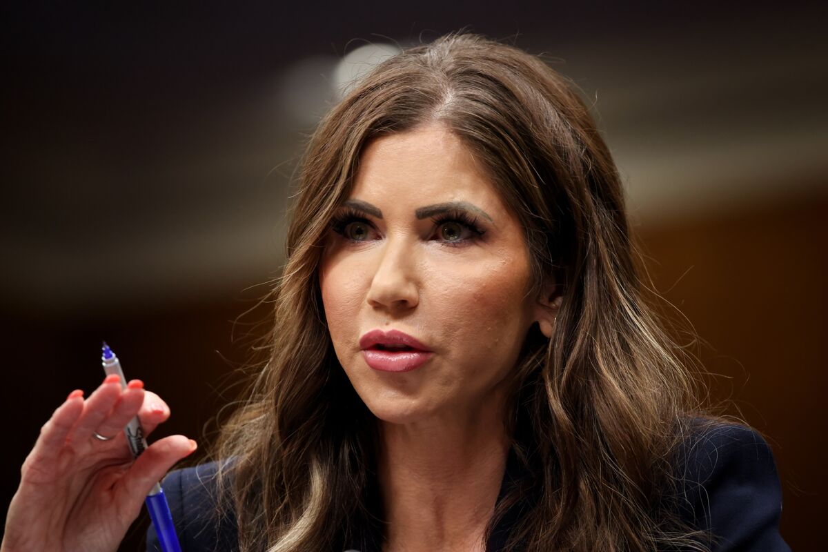 Kristi Noem Looks to Fire Homeland Security Workers ‘Who Don’t Like Us’