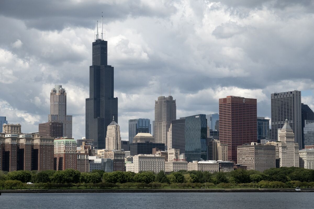 Illinois Sues to Block National Guard Deployment to Chicago Area