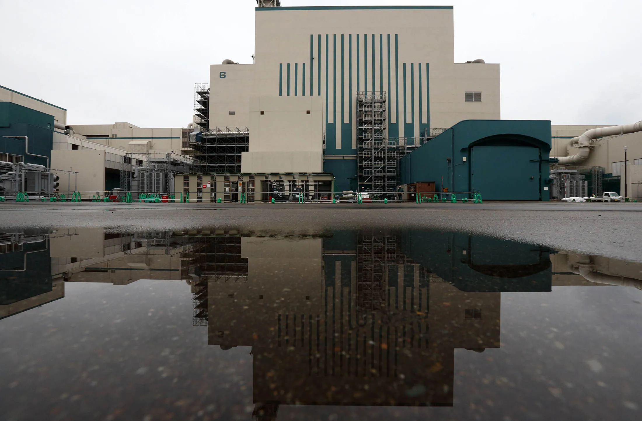 Tepco's Kashiwazaki Kariwa nuclear power station in Kariwa, Niigata Prefecture.
