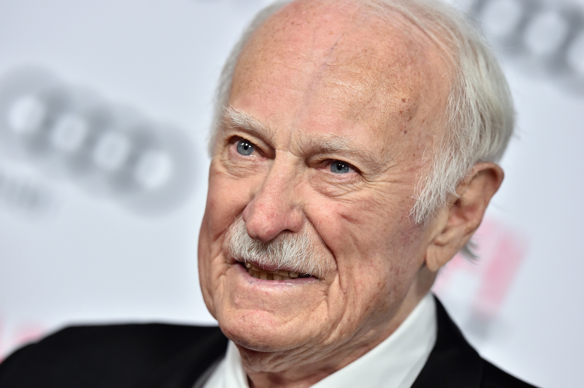 Dabney Coleman Dies at 92 - Bloomberg