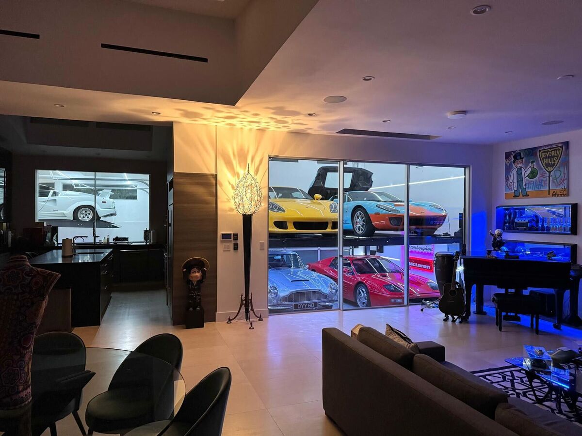 assets.bwbx.io image