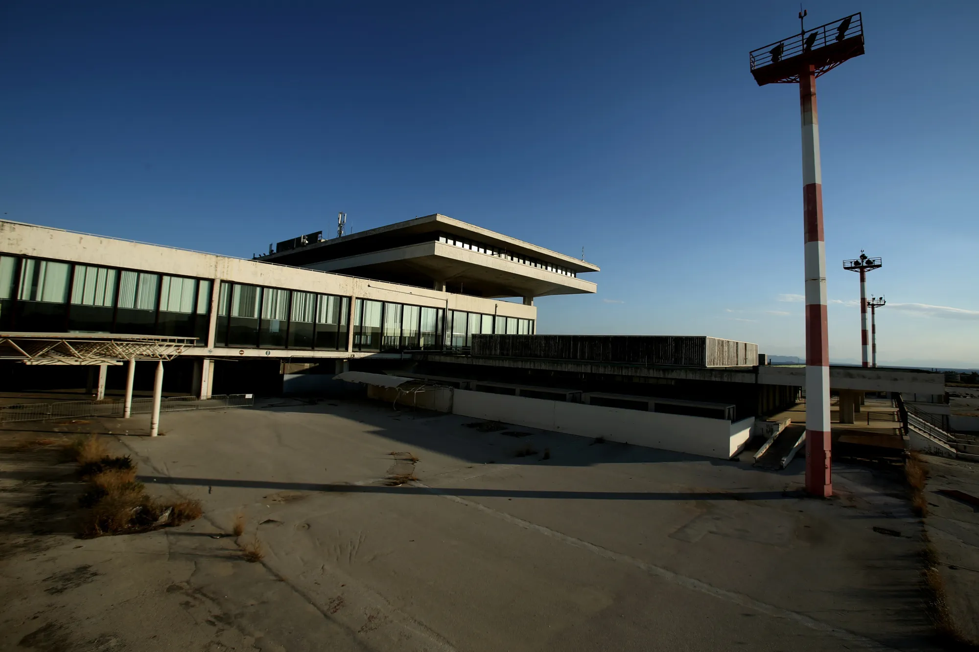 Greece’s&nbsp;archaeological council&nbsp;ruled&nbsp;in October that construction was possible on the site of the old Athens airport Hellinikon, subject to additional conditions.&nbsp;