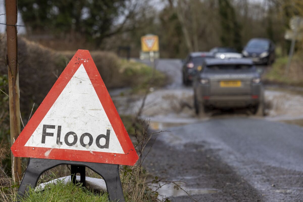 Burnham’s Government Faces Pressing Climate Issues as UK Heats Up