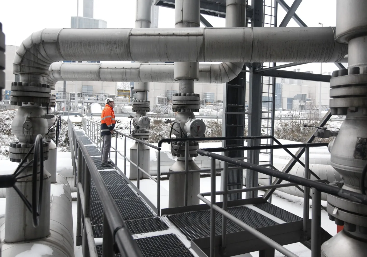 EON ON NON RUSSIA GAS