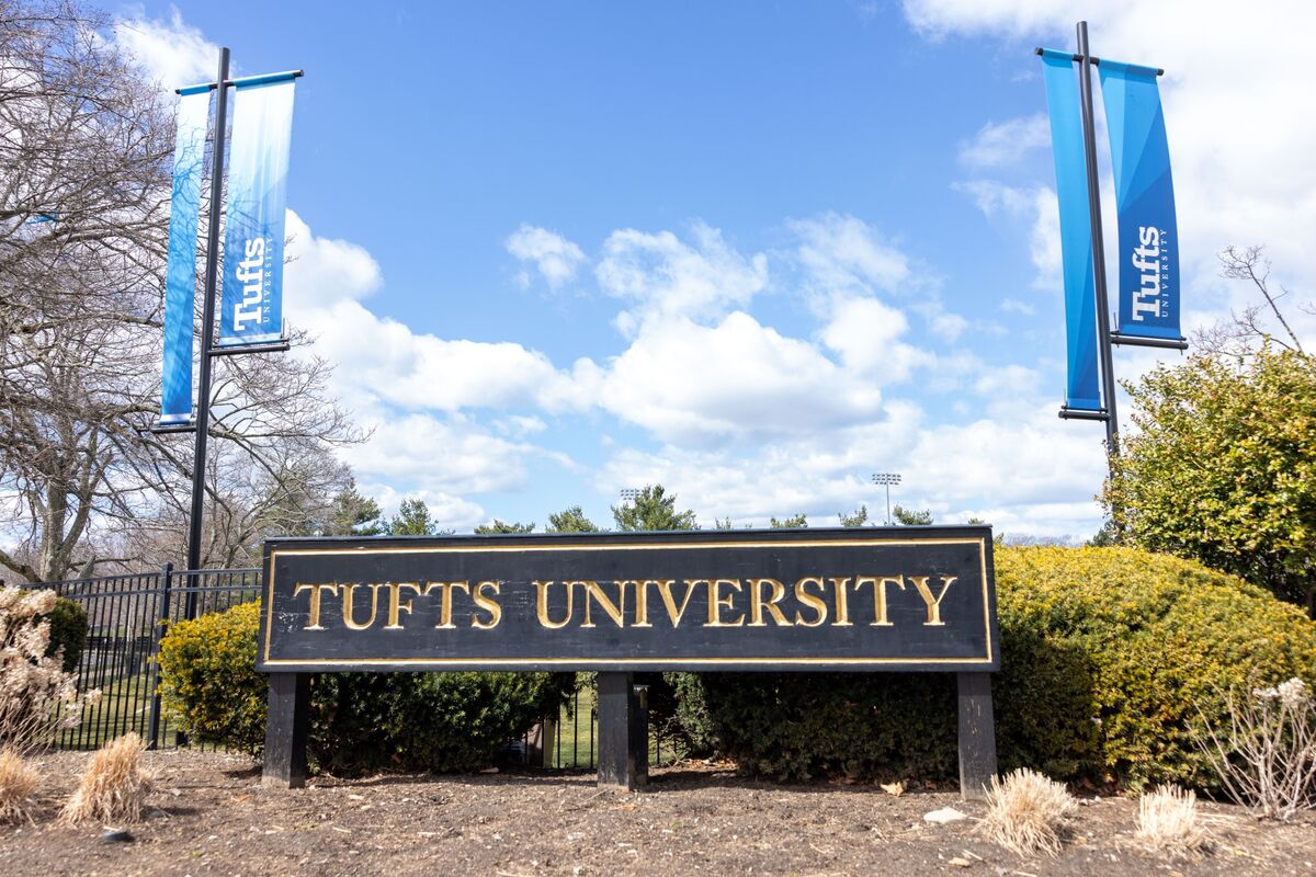 Tufts Offers Free Tuition for Families Making Under $150,000 a Year