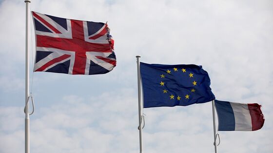 France Aims to Block U.K. Finance Firms From EU Over Fishing Rights Spat