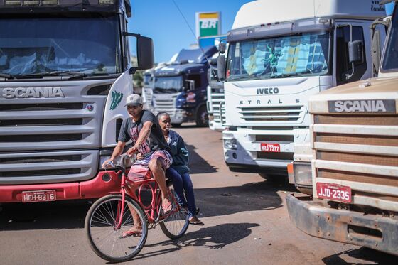 Brazil Working Around Strike But Fuel, Food Is Still Scarce