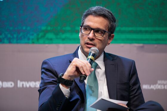 Brazil’s Campos Neto Warns of Market Wrath If Spending Not Cut