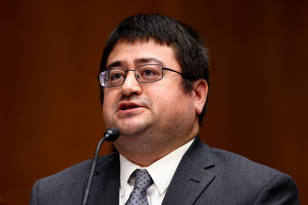 Senate Panel Advances BLS Nominee Matsumoto Toward Floor Vote