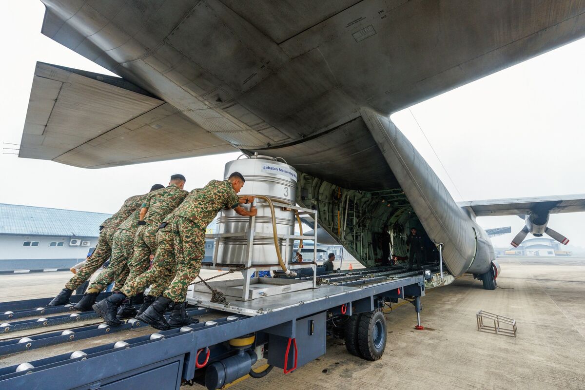 El Niño Fires Test Limits of Southeast Asia’s Cloud-Seeding Bet