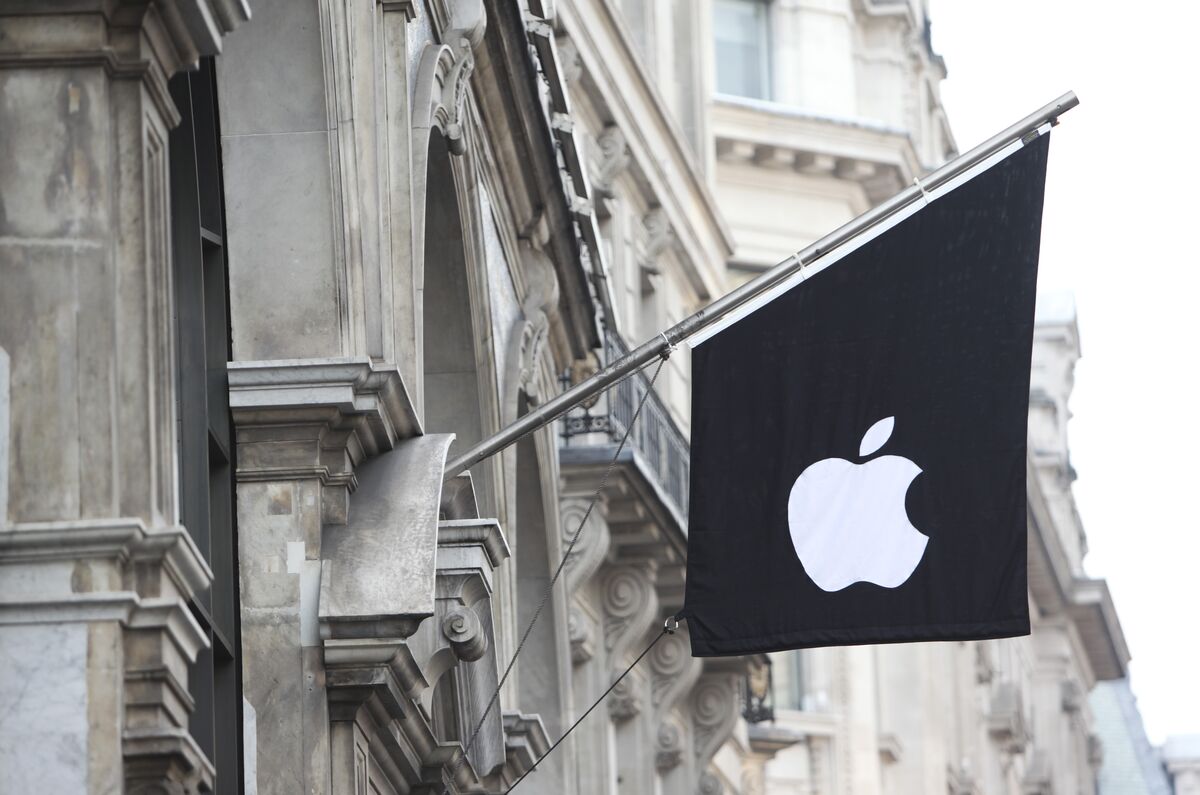 Apple Reports Q2 Earnings, China Sales Miss Expectations