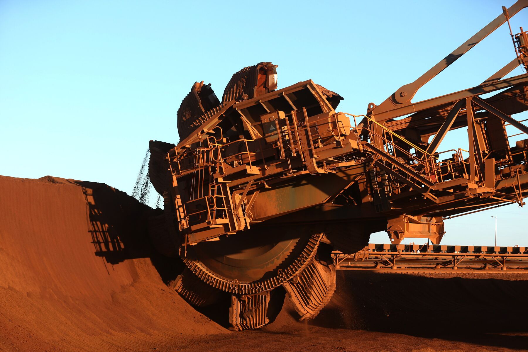 BHP Gives Go Ahead for $2.9 Billion Australia Iron Ore Project - Bloomberg