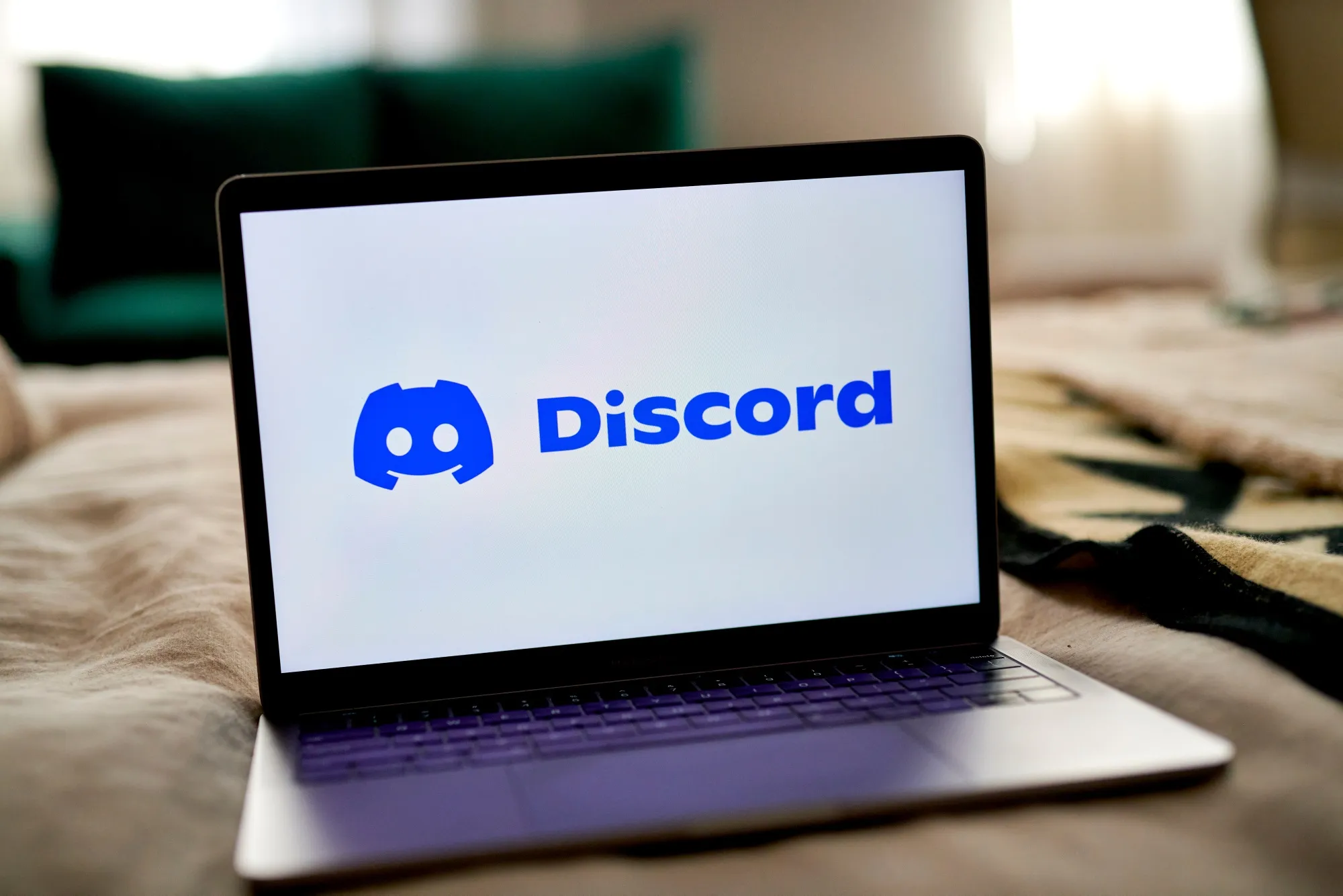 Discord Is Working with Goldman Sachs (GS), JPMorgan (JPM) on Planned IPO -  Bloomberg