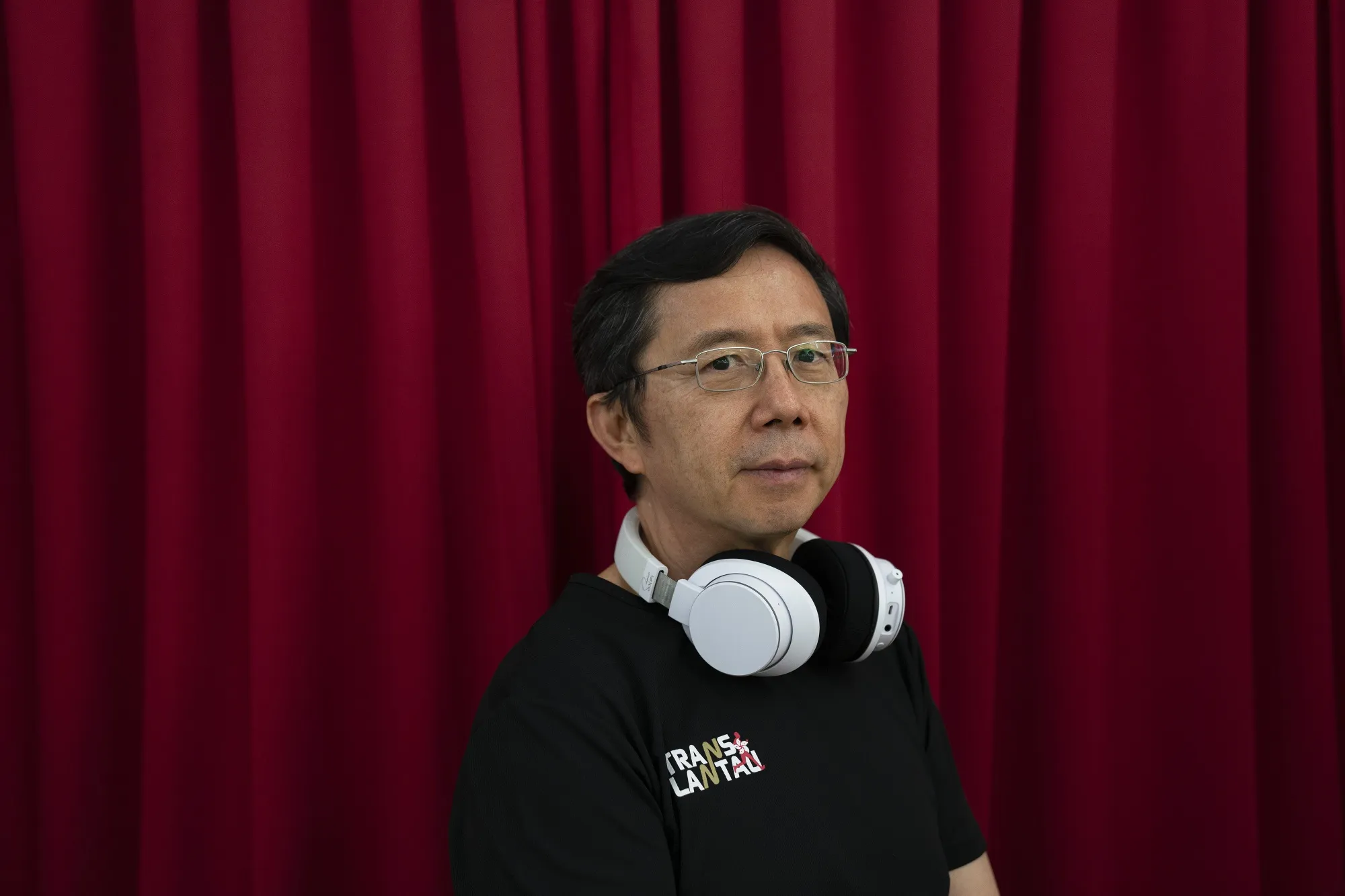 Sim Wong Hoo with SXFI AIR headphones.