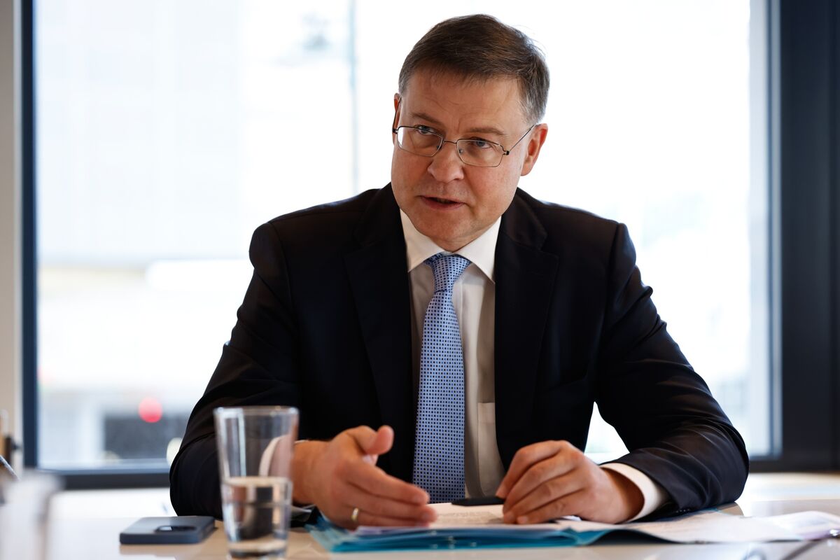 assets.bwbx.io image