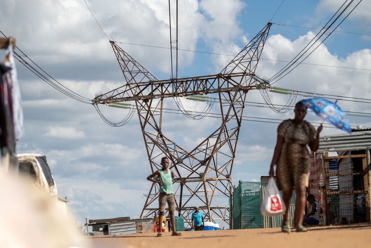 South Africa to Lean on Private Power Generation as Coal Plants Retire