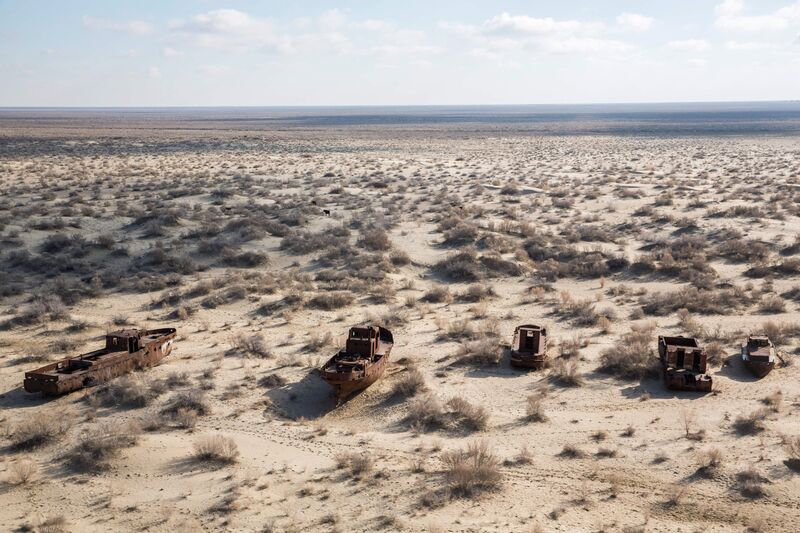 The Uzbek Town of Moynaq, a Graveyard of Commercial Fishing