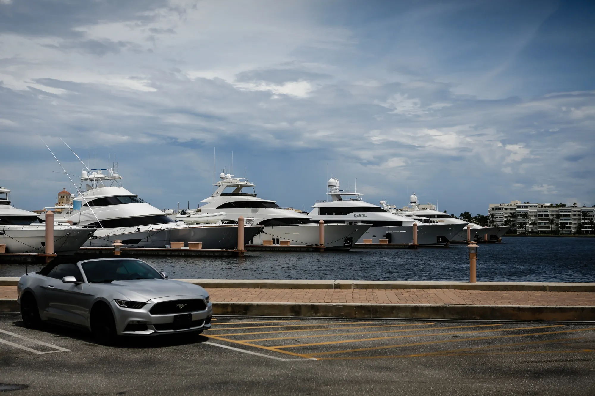 Blackstone Buys Superyacht and Marina Servicer Sun Communities - Bloomberg