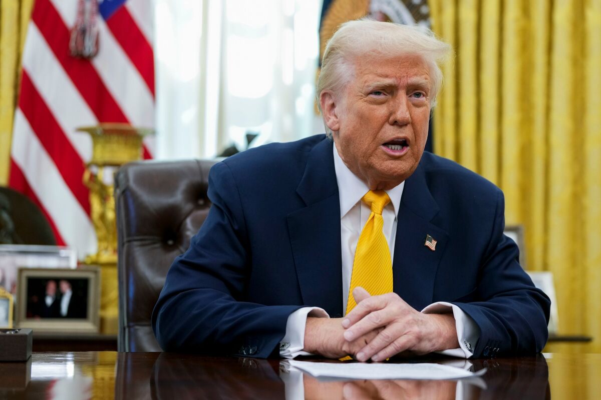 Trump kündigt Verdoppelung der Kanada-Zölle auf 50% an - Bloomberg