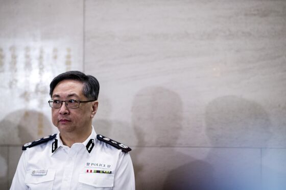 Hong Kong Police Strain Under Pressure to Solve Political Crisis