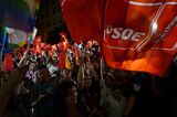 Spanish Socialists' Late Surge Leaves Parliament In Gridlock