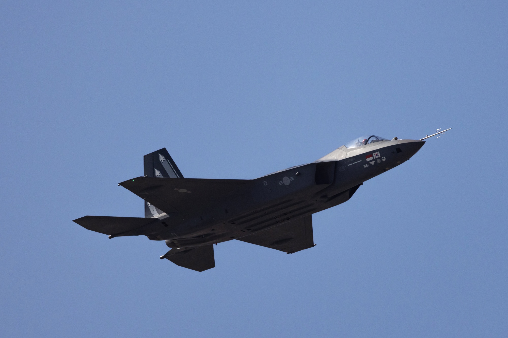 South Korea Shows Off New Jet Fighter as Its Arms Sales Surge Bloomberg