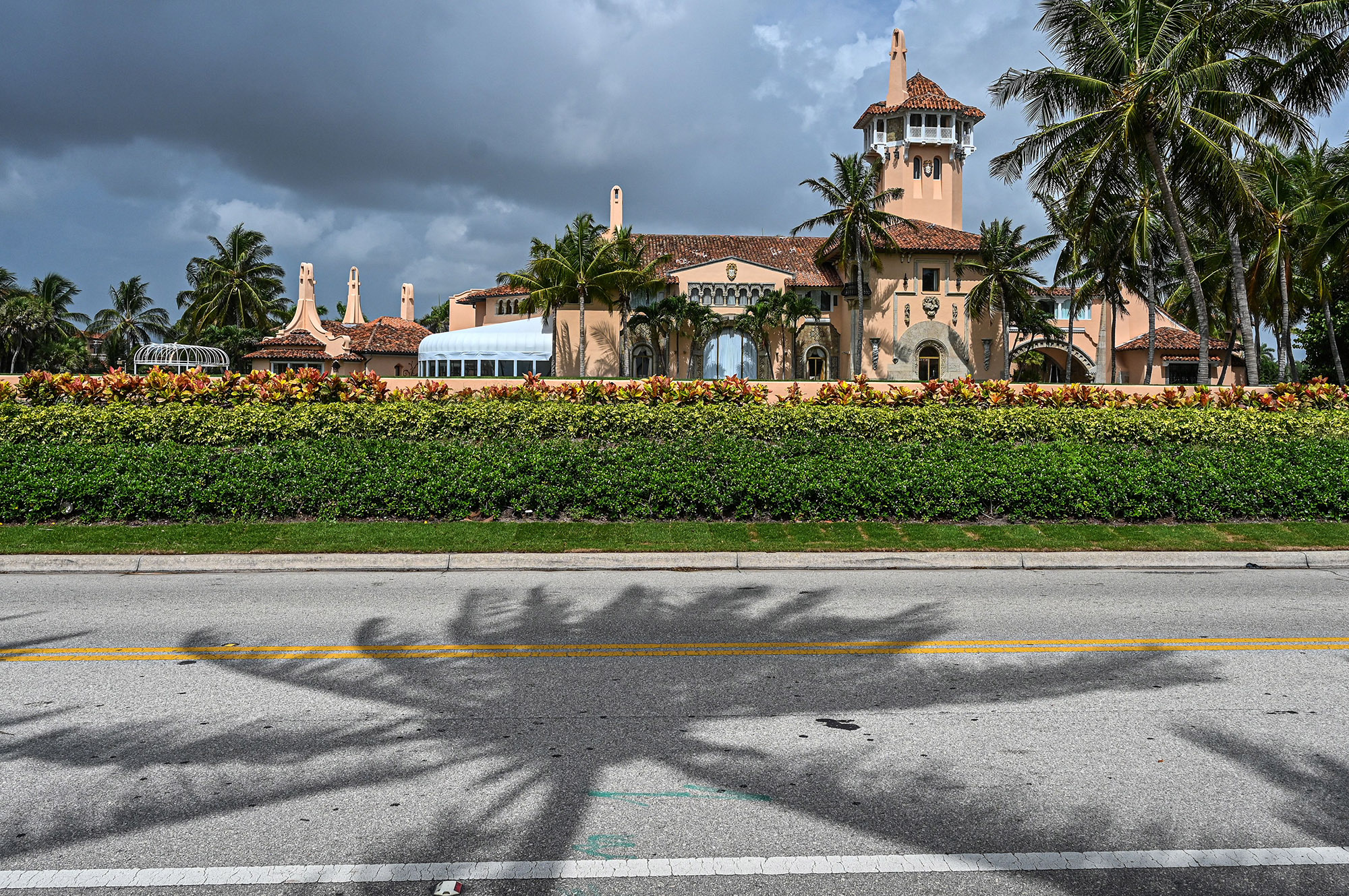 Donald Trump's Mar a Lago Estate Facts and Pictures - Mar-a-Lago History  And Photos