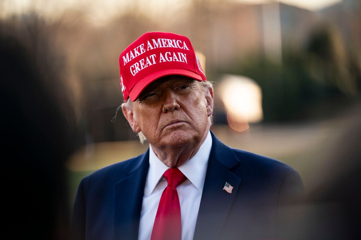 Trump Accelerates Stock Market Drop on Tariff Threats