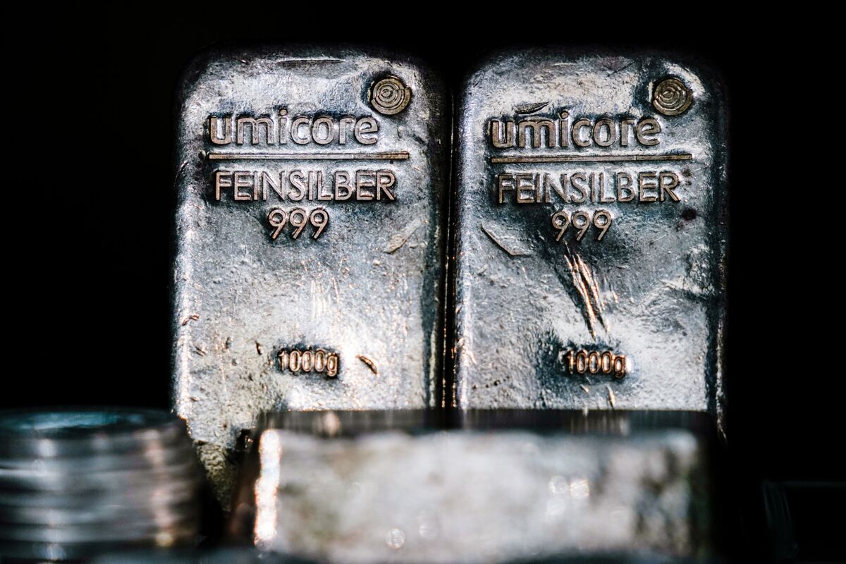 assets.bwbx.io image