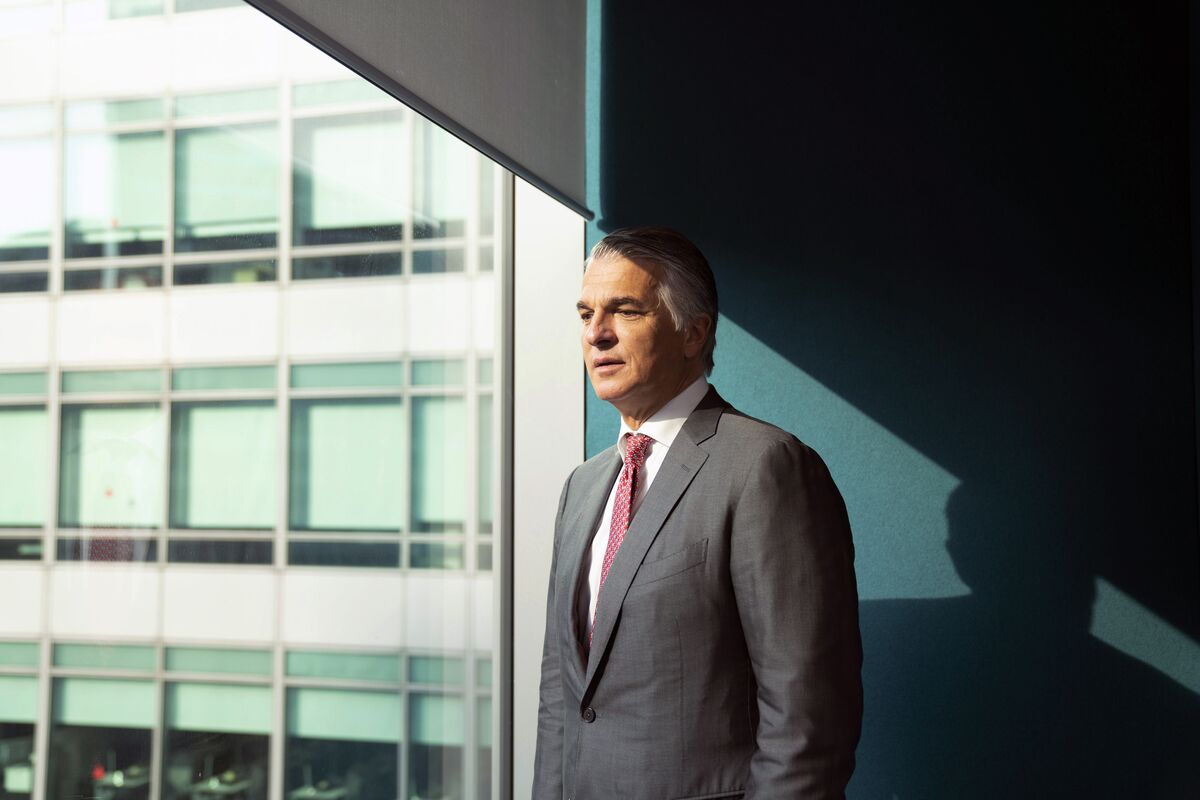 UBS CEO Says Protecting Dividend Is Priority Following Fine Bloomberg