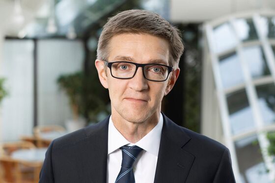 Central Banking’s Green Limits Spark Legal Debate in Sweden
