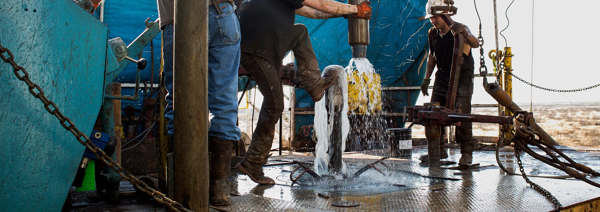 Oil-Bust Veterans Brace For Storm Unseen By Shale-Boom Neophytes
