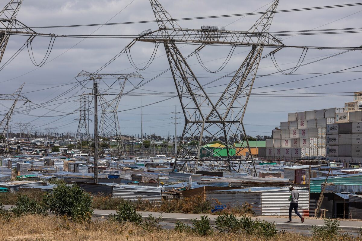 South Africa Unveils Nuclear Ambitions in New Energy Plan