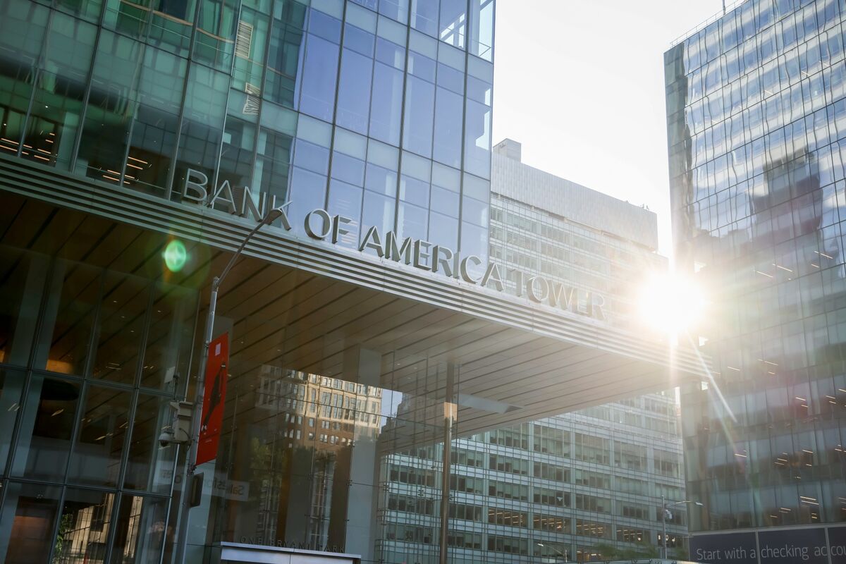 BofA Analysts See Tech Bubble Brewing, Advise Clients to Pile In
