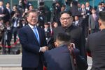 韓国の文在寅大統領と北朝鮮の金正恩朝鮮労働党委員長