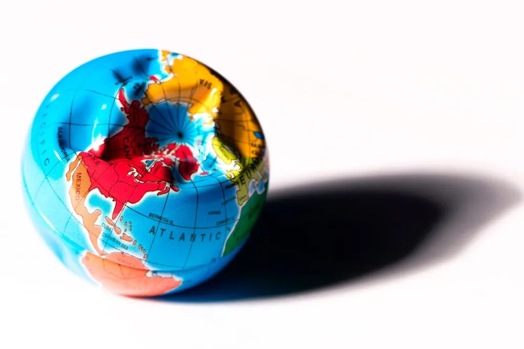 The global government debt market can't get past its pessimism