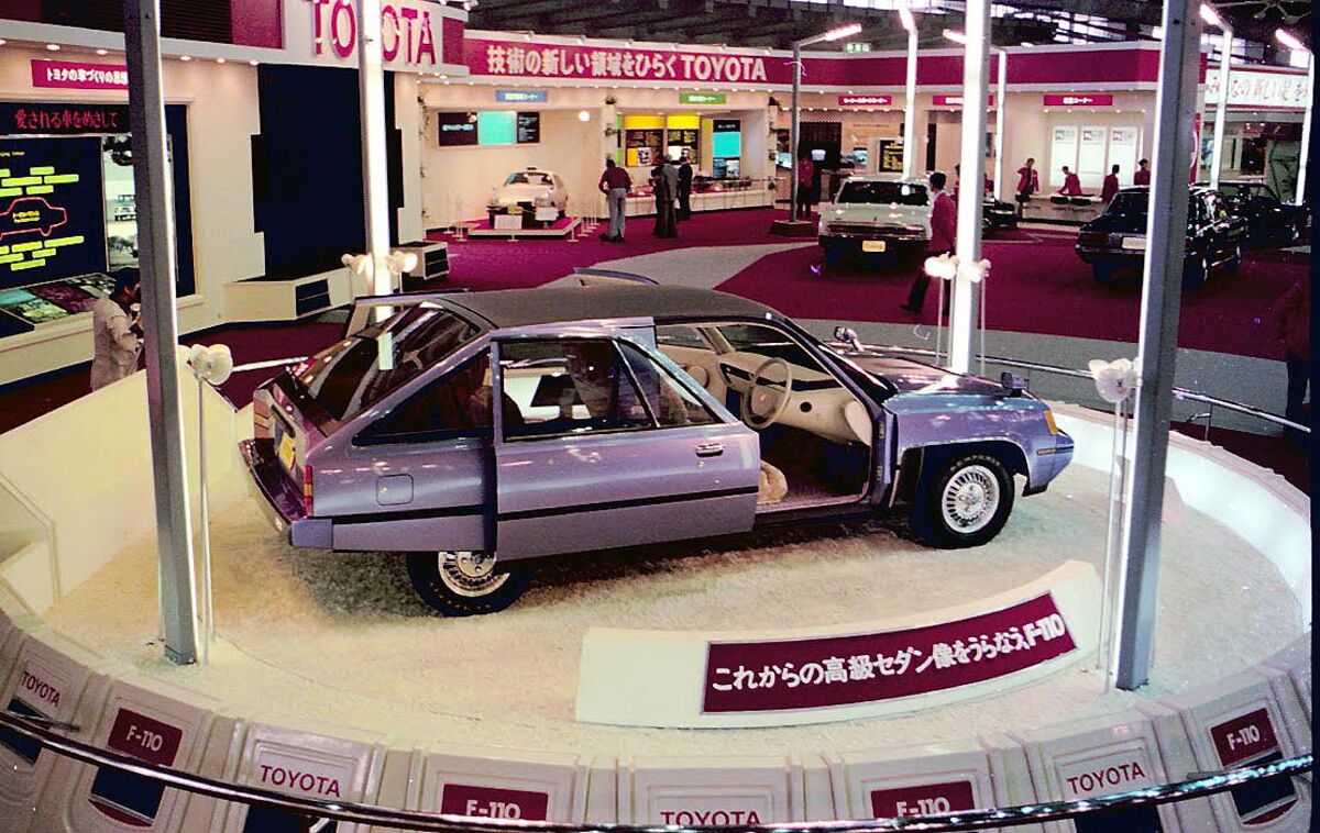 高品質の激安 BMW Magazine TOKYO MOTOR SHOW 2001 ienomat.com.br