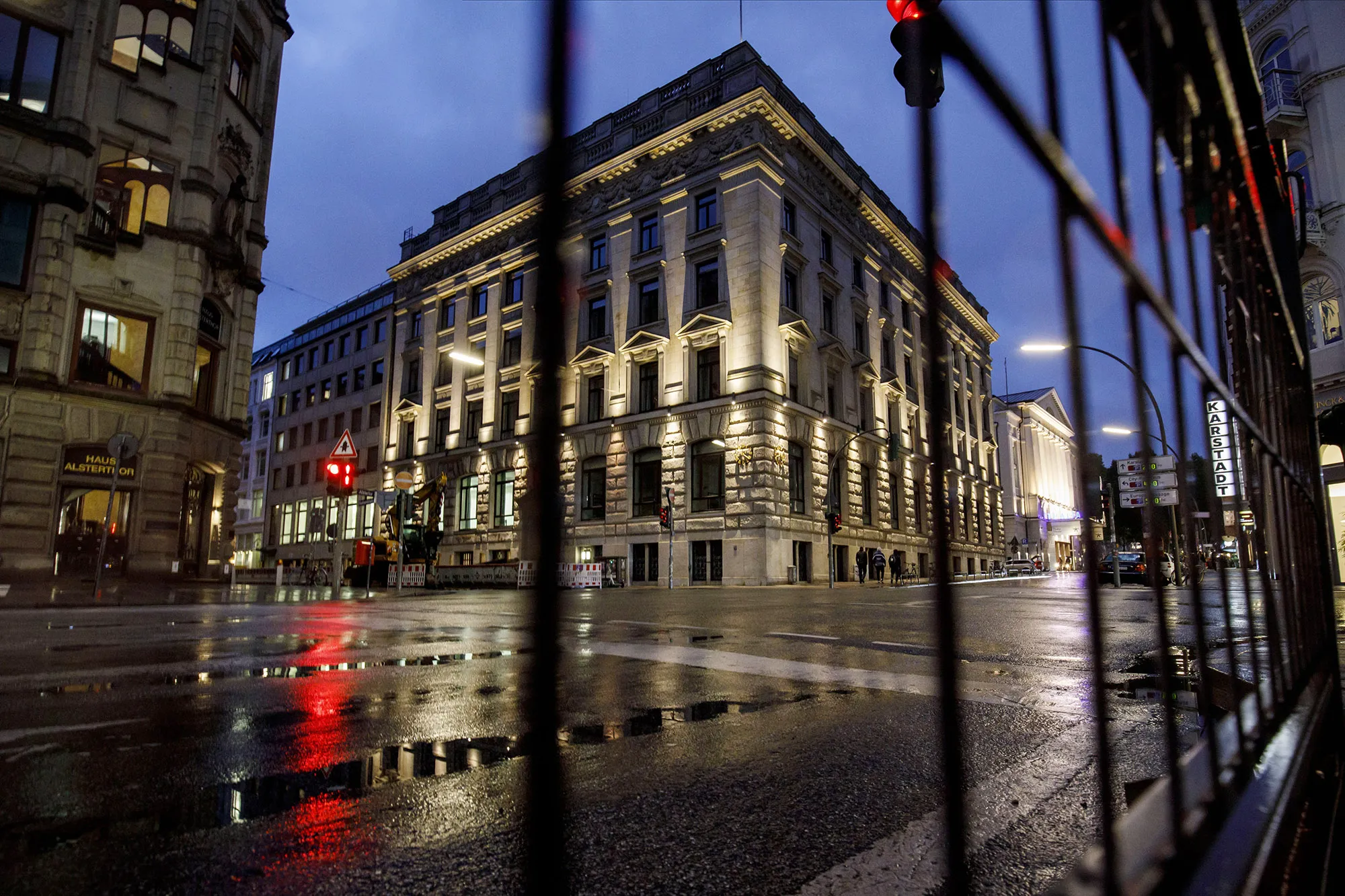 The M.M. Warburg and Co. bank building in&nbsp;Hamburg, Germany.&nbsp;