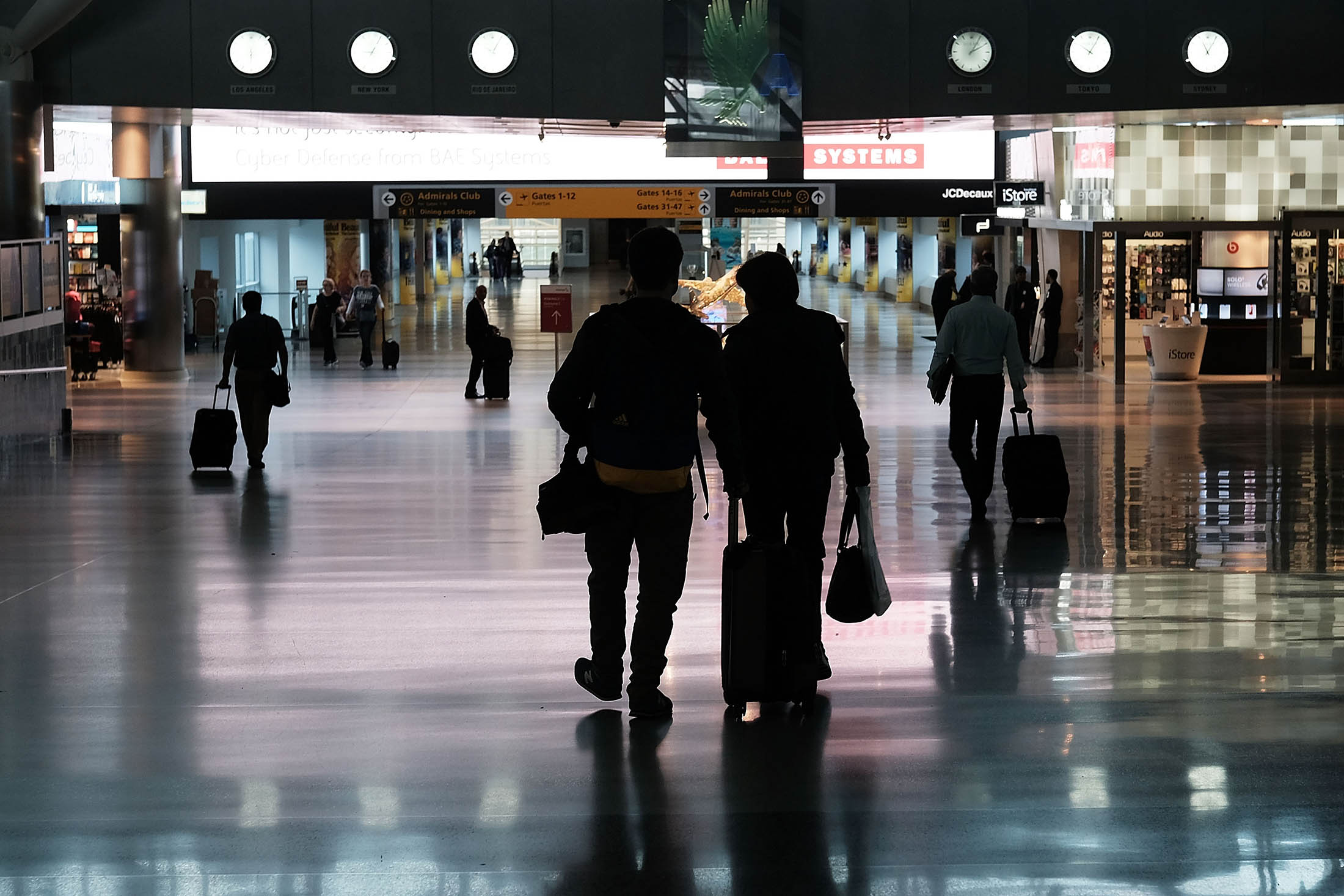 Several JFK Flights Canceled; AP Says Police Checking Shooting Bloomberg