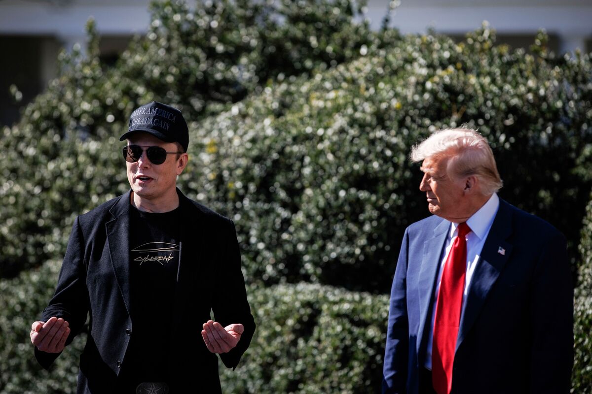 Trump Says He's Going To Buy A Tesla As Shares Slump