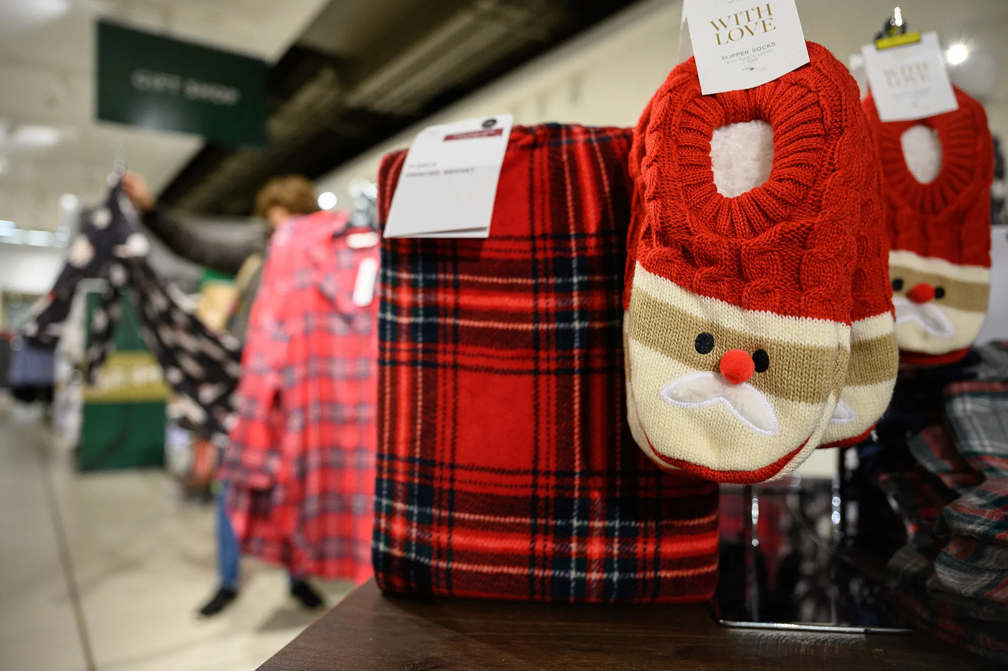 British Retail Consortium Urge Shoppers To Buy Early For Christmas